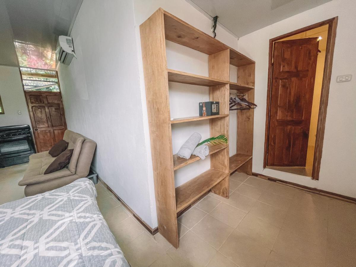El Gato Rojas Surf Hostel Playa Santa Teresa  Εξωτερικό φωτογραφία