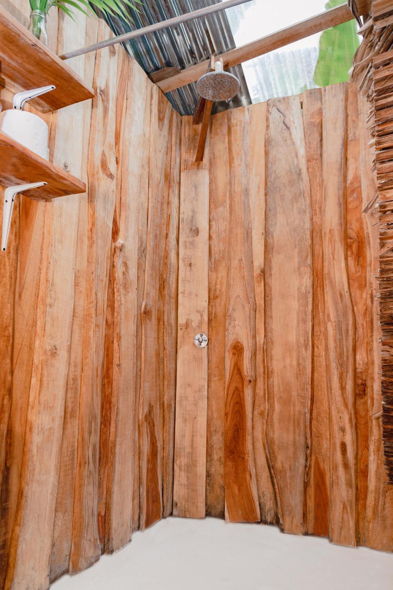 El Gato Rojas Surf Hostel Playa Santa Teresa  Εξωτερικό φωτογραφία