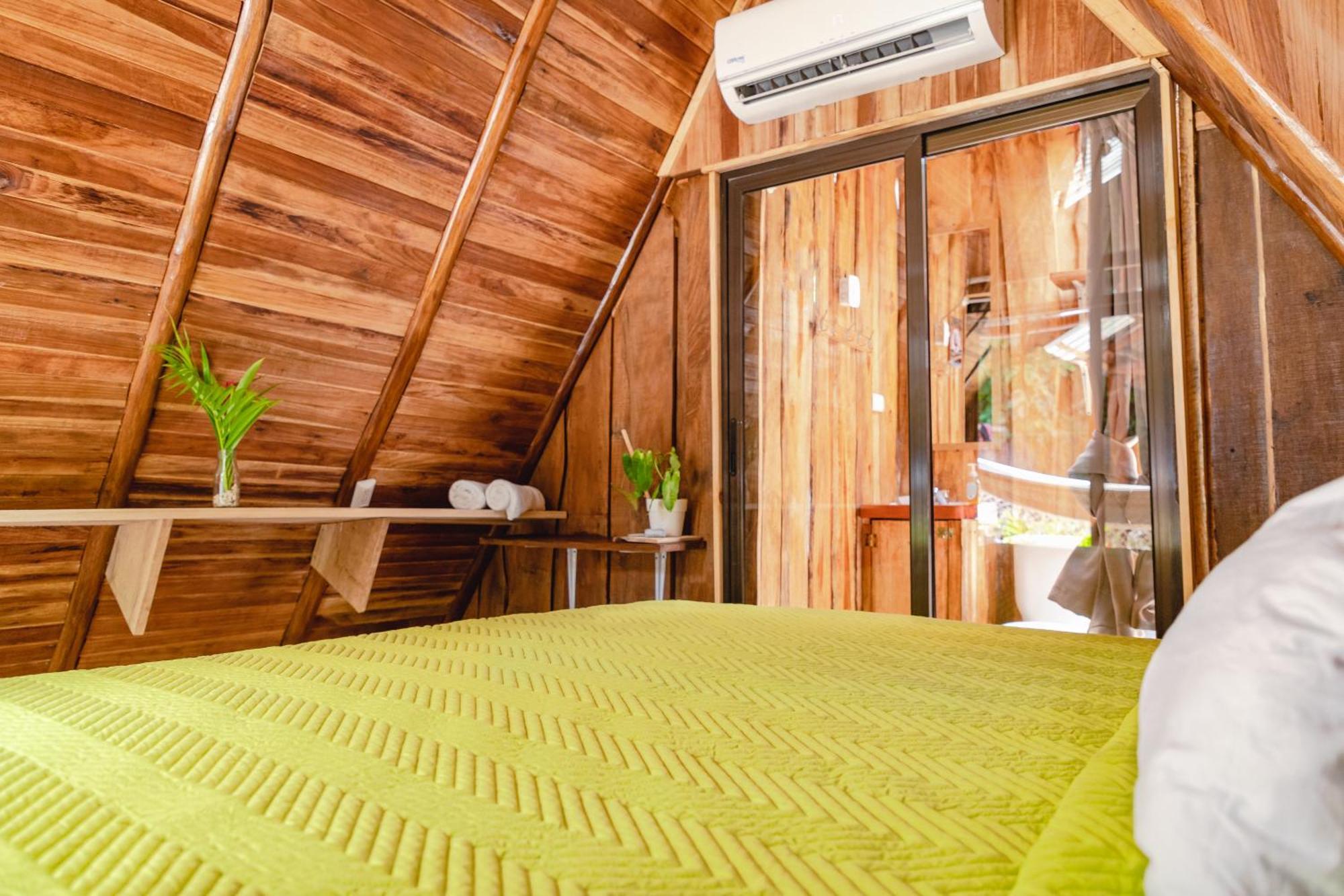 El Gato Rojas Surf Hostel Playa Santa Teresa  Εξωτερικό φωτογραφία