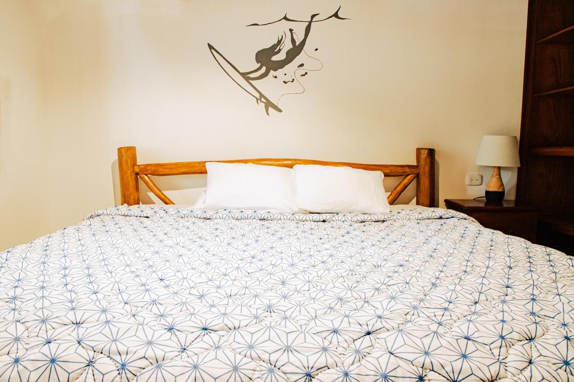 El Gato Rojas Surf Hostel Playa Santa Teresa  Εξωτερικό φωτογραφία