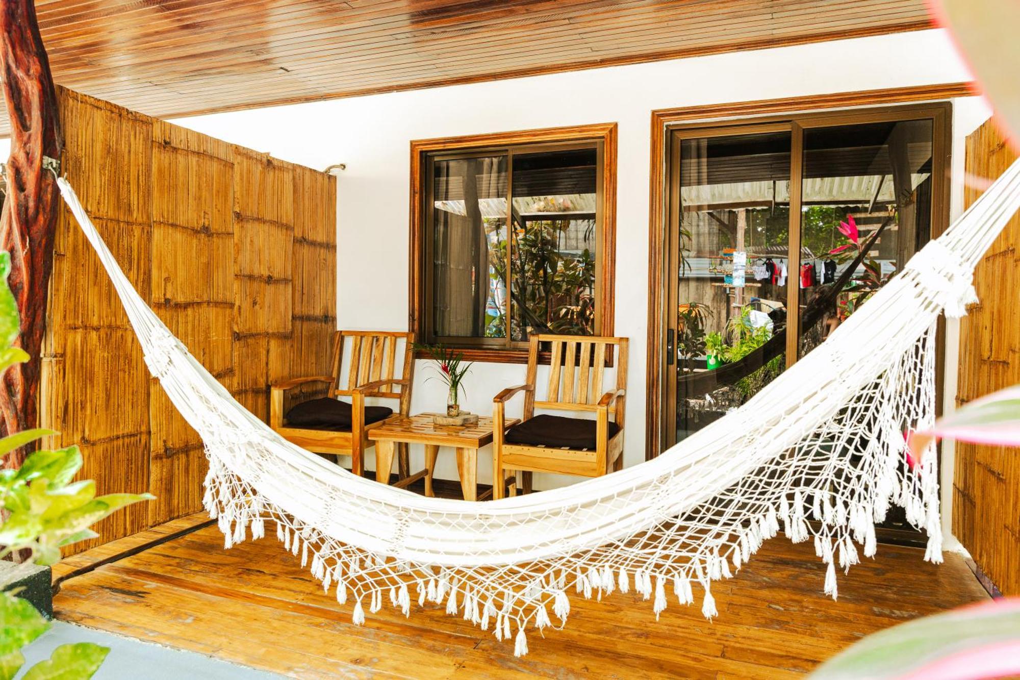 El Gato Rojas Surf Hostel Playa Santa Teresa  Εξωτερικό φωτογραφία